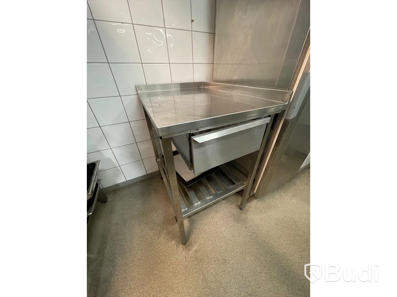 Rostfrihylla med låda