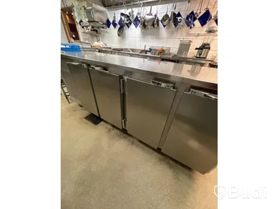 Rostfri kylbänk med skåp Kyl KK3