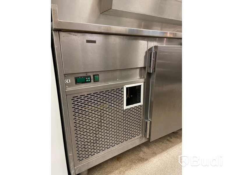 Rostfri kylbänk med diskho samt hylla KK-2