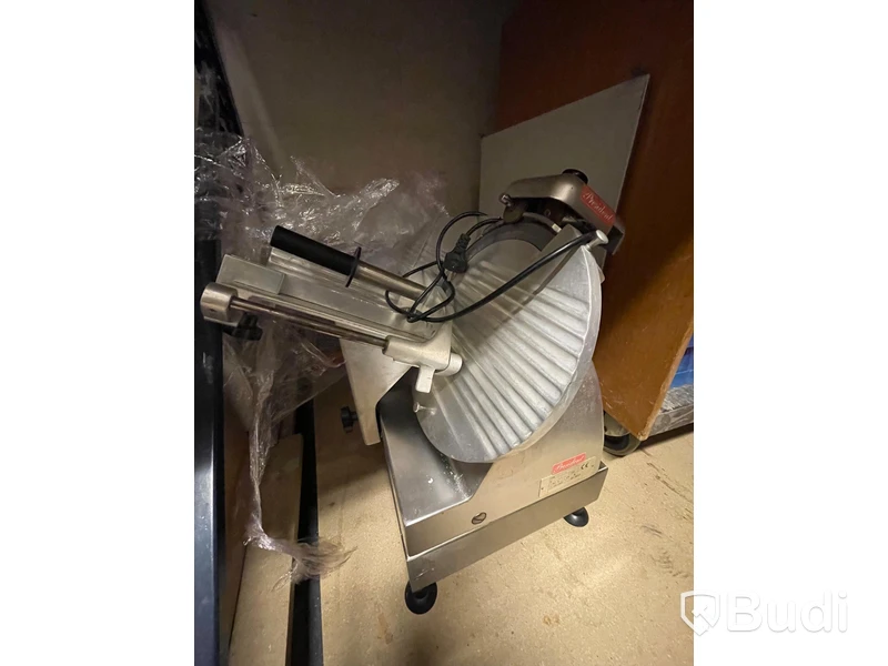 Skärmaskin President TGNA 300