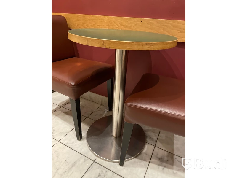 2 st stolar i konstskinn ink bord