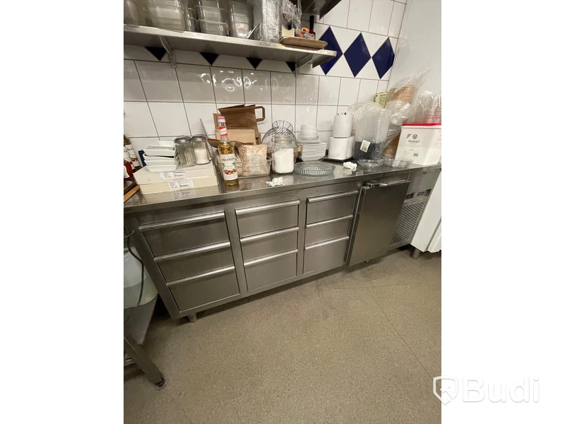 Rostfri kylbänk med lådor