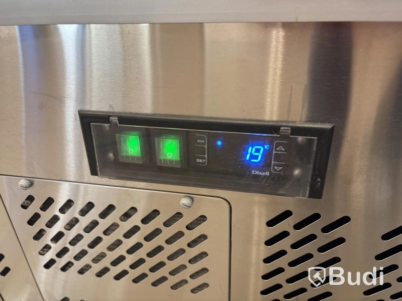 Displaykyl Tefcold, UPD200