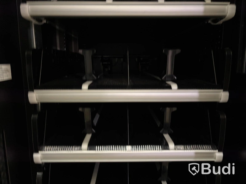 Refrigerated vending machine Vision, Comboplus S R 290 V8, incl. screen, card reader and built-in installation parts