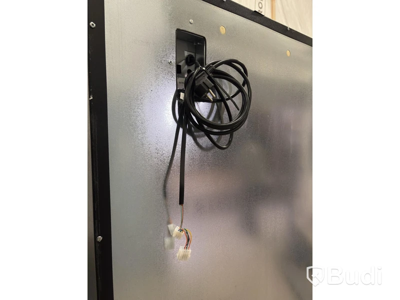 Refrigerated vending machine Vision, Comboplus S R 290 V8, incl. screen, card reader and built-in installation parts