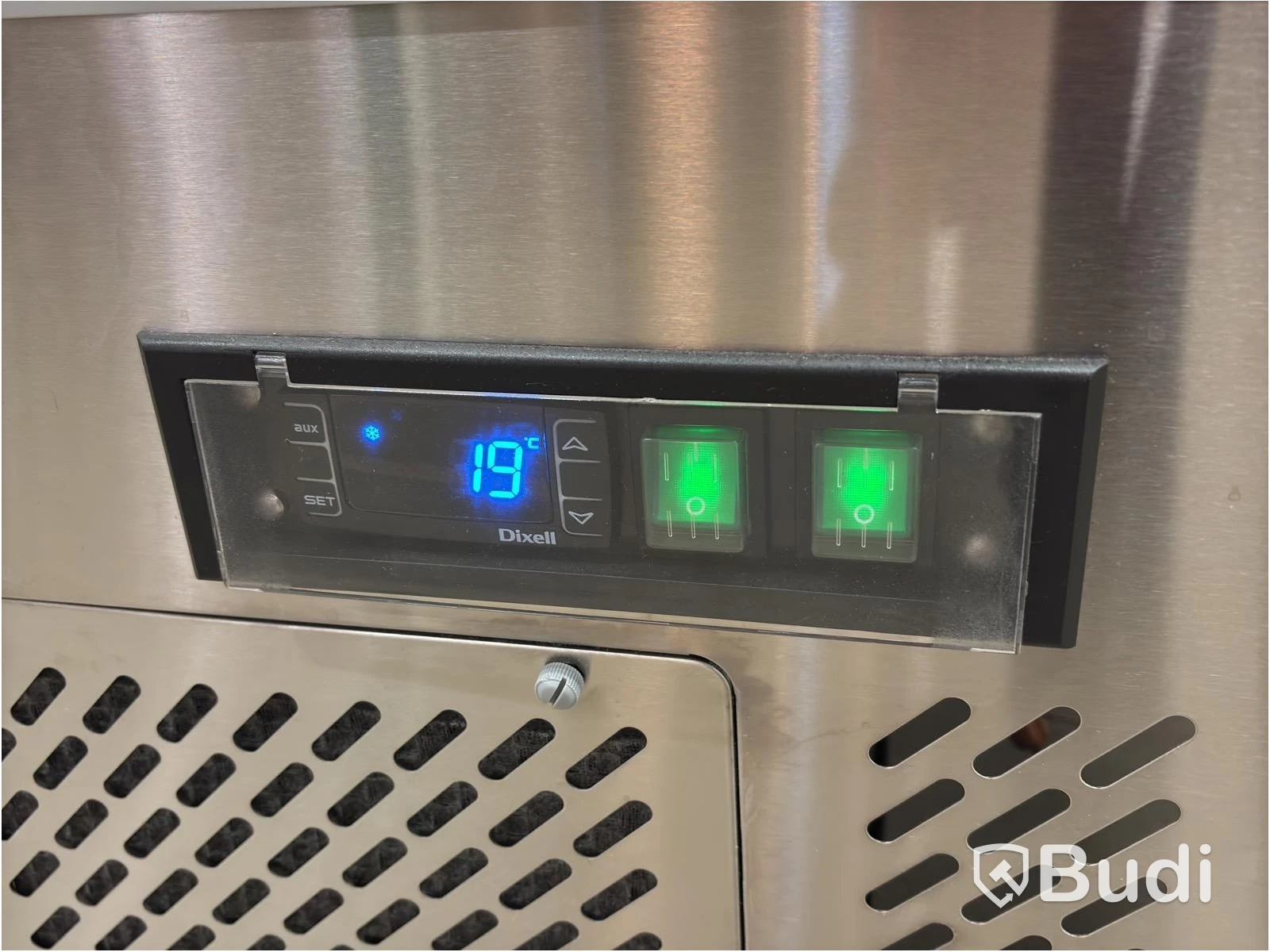 Displaykyl Tefcold, UPD200