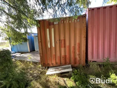 20 fots container med lagerhylla