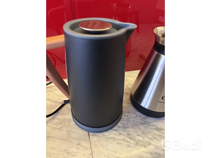 Dubbel Moccamaster kaffebryggare samt diverse köksutensilier