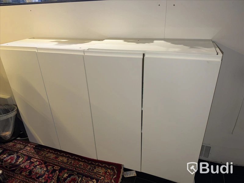 Skåp IKEA