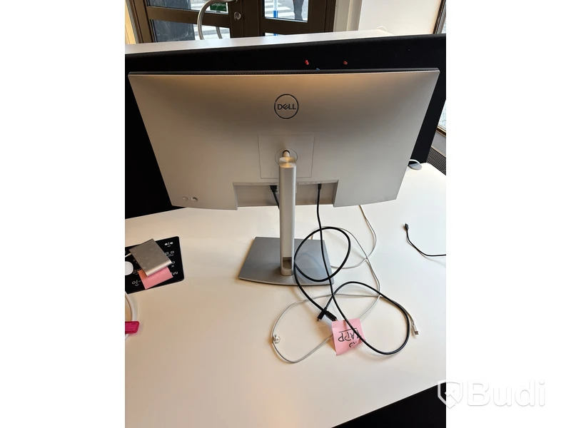 2 st. Arbetsplatser
