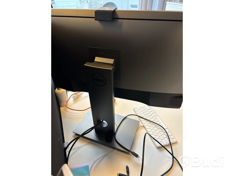 4 st. Arbetsplatser