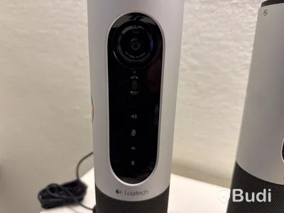 2 st Logitech videokonferenskameror