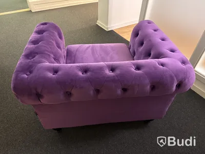 Designfåtölj Beliani i chesterfield stil