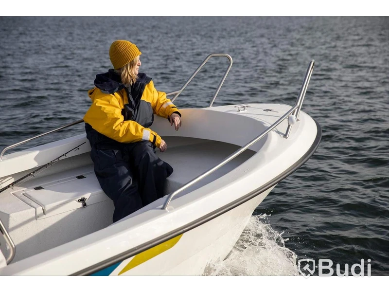 Cremo 515SC -24 Console Boat
