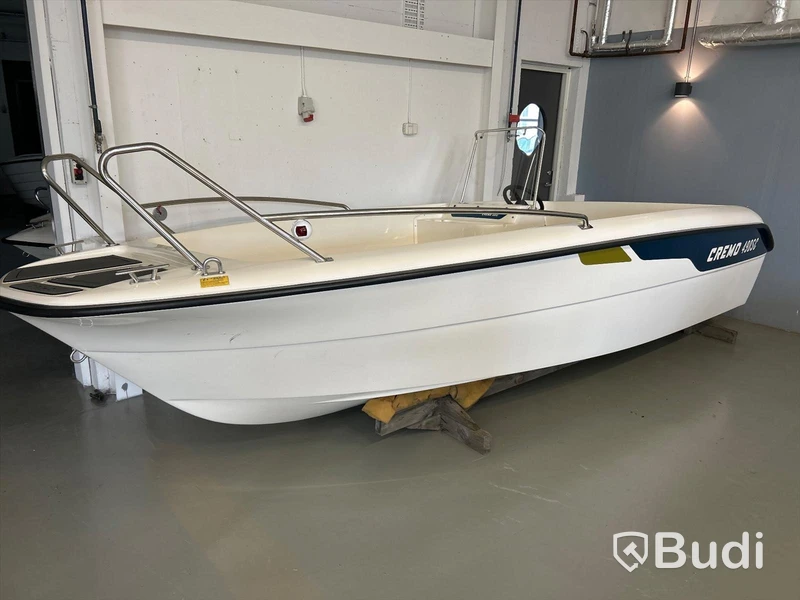 Cremo 490SC -22 Console Boat