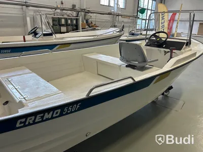 Cremo 550F -26 Console Boat