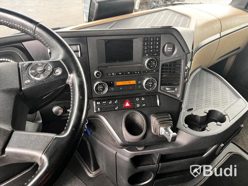 Dragbil Mercedes-Benz Actros 2553 -2019