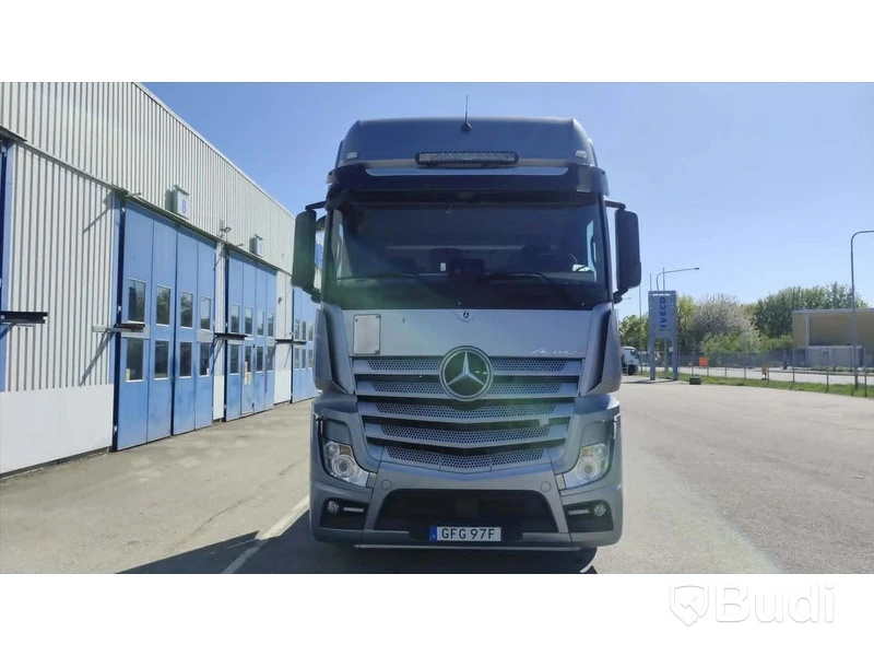 Dragbil Mercedes-Benz Actros 2553 -2019