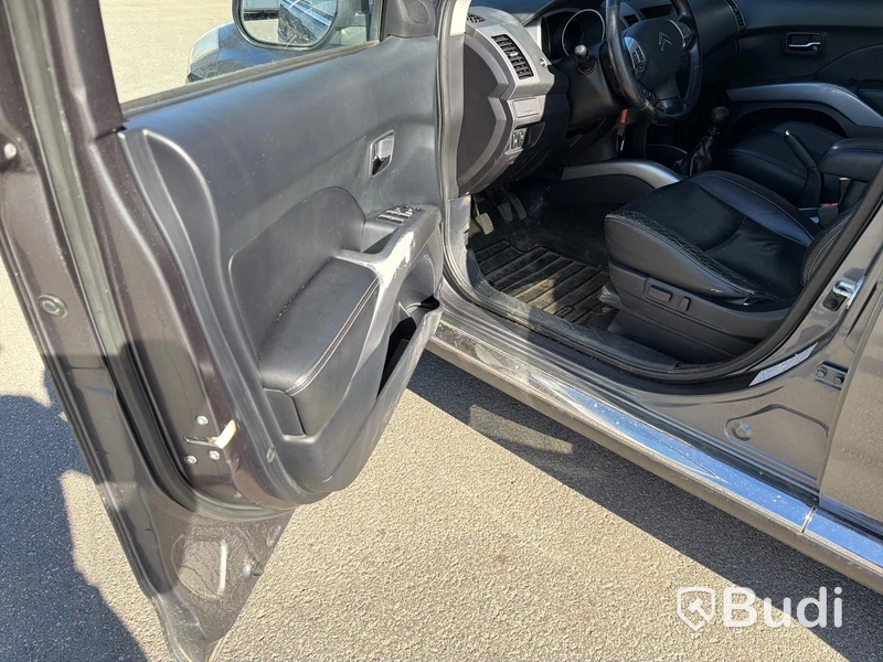 Citroën C-Crosser 2.2 HDi (156hk) -2008