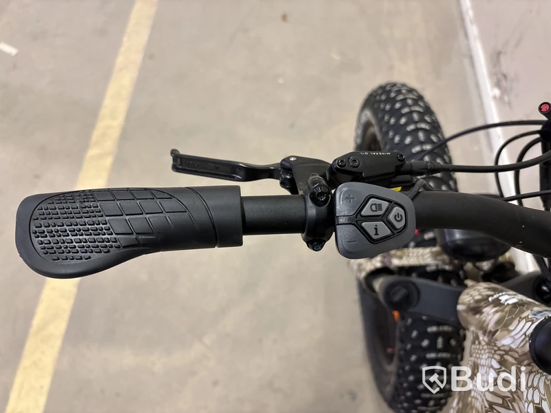 Elcykel Himiway, Cobra med 26x4. 80 tums däck