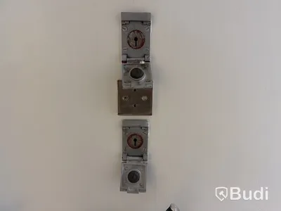 CHUBB säkerhetsdörr med nyckellås