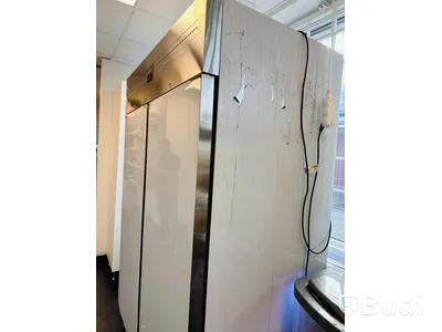 Adexa GN1400F Upright Frysskåp