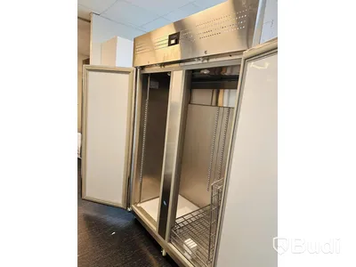 Adexa GN1400F Upright Frysskåp
