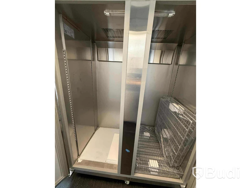 Adexa GN1400F Upright Frysskåp