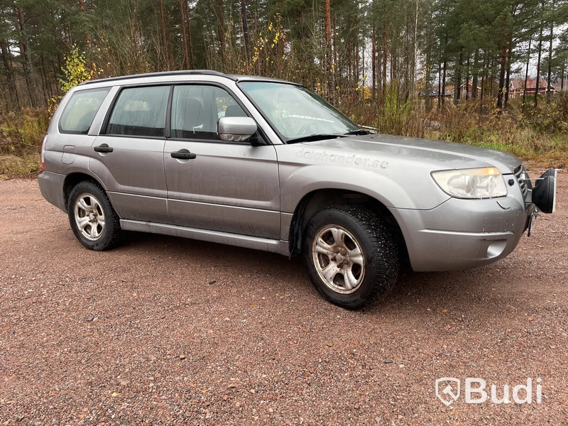 Subaru Forester -2007, bensin