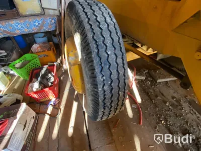 Baklastare Volvo BM 620 med redskap