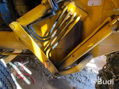 Baklastare Volvo BM 620 med redskap