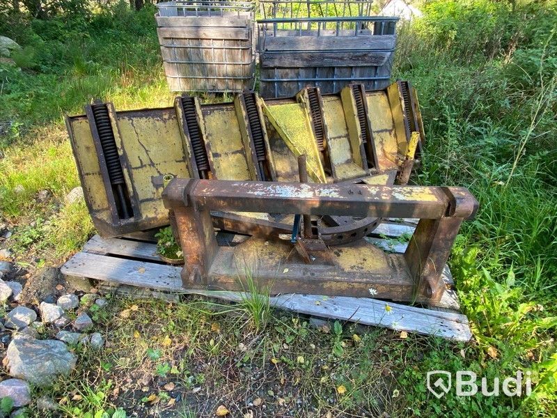 Baklastare Volvo BM 620 med redskap