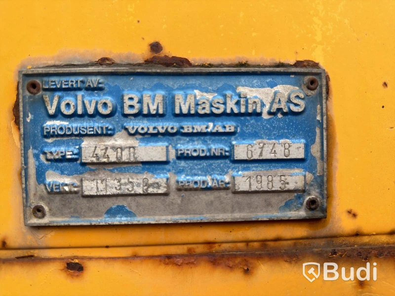 Hjullastare Volvo BM4400 årsmodell 1985