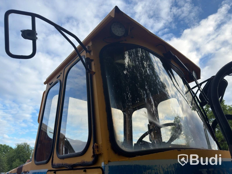 Hjullastare Volvo BM4400 årsmodell 1985