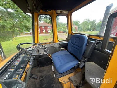 Hjullastare Volvo BM4400 årsmodell 1985