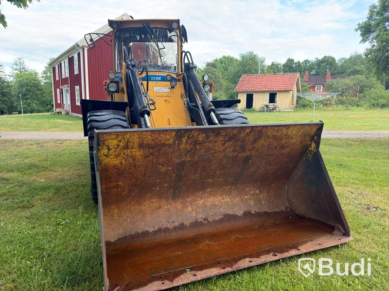 Hjullastare Volvo BM4400 årsmodell 1985