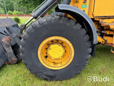 Hjullastare Volvo BM4400 årsmodell 1985