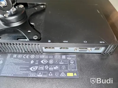 Lenovo IdeaPad 3 med Lenovo ThinkVision 24” skärm och tillbehör