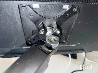 Lenovo IdeaPad 3 med Lenovo ThinkVision 24” skärm och tillbehör