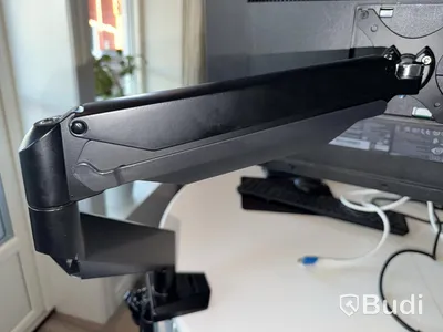 Lenovo IdeaPad 3 med Lenovo ThinkVision 24” skärm och tillbehör
