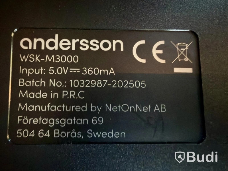Lenovo IdeaPad 3 med Lenovo ThinkVision 24” skärm och tillbehör