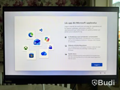 Lenovo IdeaPad 3 med Lenovo ThinkVision 24” skärm och tillbehör