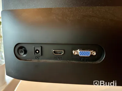 Lenovo IdeaPad 3 med 24” skärm, USB-C-hubb/stativ och tillbehör