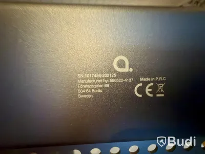 Lenovo IdeaPad 3 med 24” skärm, USB-C-hubb/stativ och tillbehör