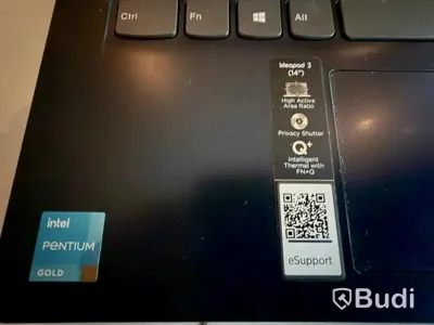 Lenovo IdeaPad 3 med 24” skärm, USB-C-hubb/stativ och tillbehör