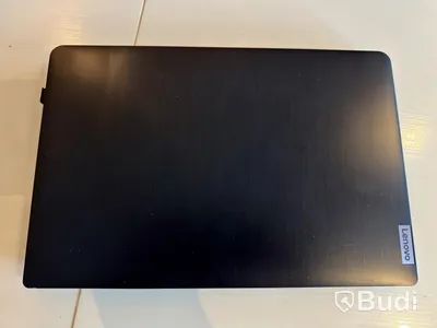 Lenovo IdeaPad 3 med 24” skärm, USB-C-hubb/stativ och tillbehör