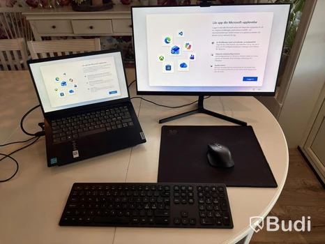 Lenovo IdeaPad 3 med 24” skärm, USB-C-hubb/stativ och tillbehör