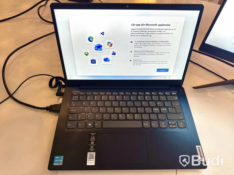 Lenovo IdeaPad 3 med MSI Optix 24” gamingskärm och tillbehör