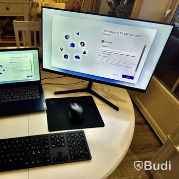 Lenovo IdeaPad 3 med Xiaomi 23,8” skärm och tillbehör