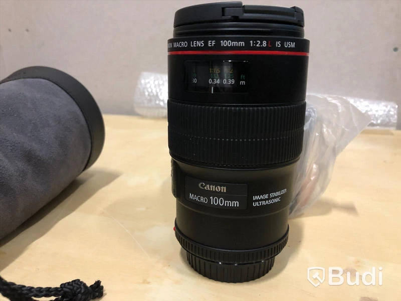 Canonobjektiv EF 100mm f2,8 L Macro. Hämtas eller fraktas från Tjörn